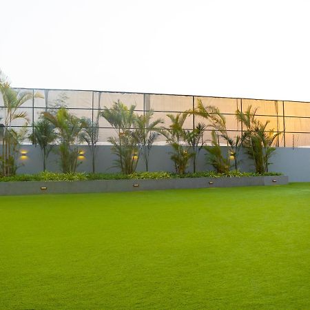 Piano And Gold At The Lennox, Airport Residential Apartment Accra Exterior photo