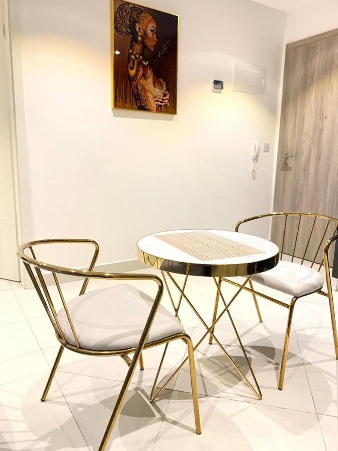 Piano And Gold At The Lennox, Airport Residential Apartment Accra Exterior photo