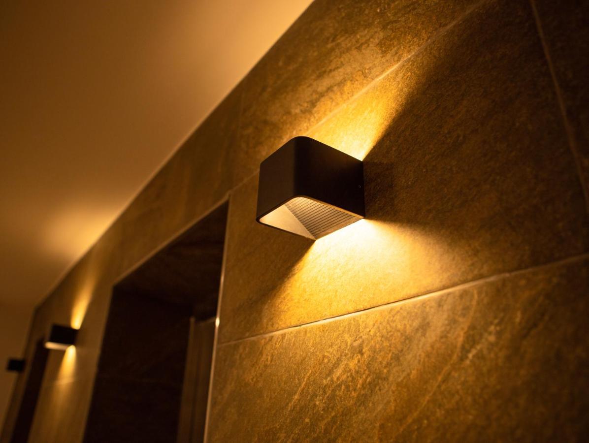 Piano And Gold At The Lennox, Airport Residential Apartment Accra Exterior photo